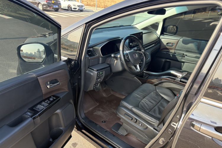 Used Honda Odyssey 2022 2.0L eHEV Sharp·Luxury Edition