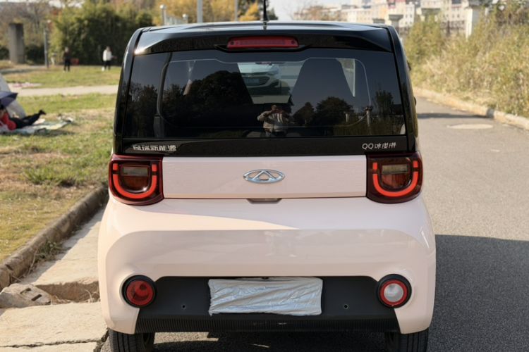 Used Chery QQ Ice Cream 2022 120km Conical Shape Lithium Iron Phosphate
