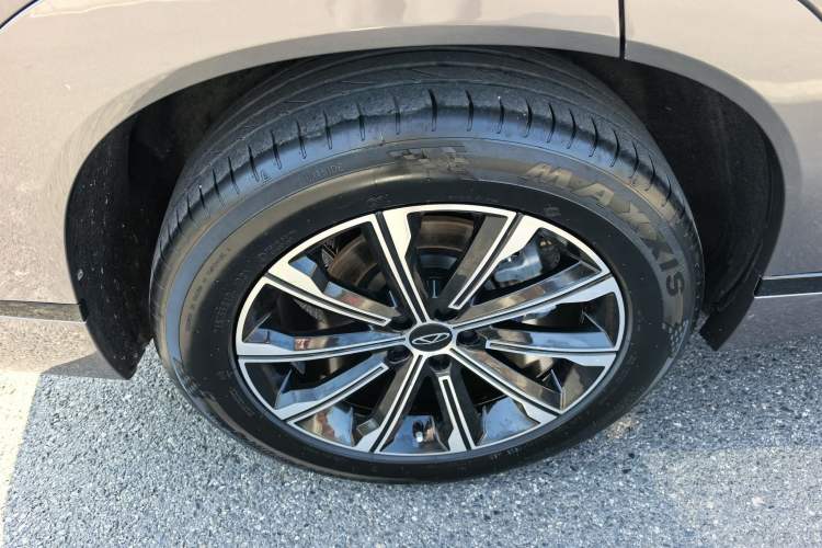 Used Chery Tiggo 9 2023 2.0T Dual-Clutch Two-Wheel Drive Leading Edition 5 Seats