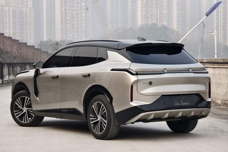 Used Lynk & Co 08 EM-P 2025 245km Ultra-Long Range Halo
