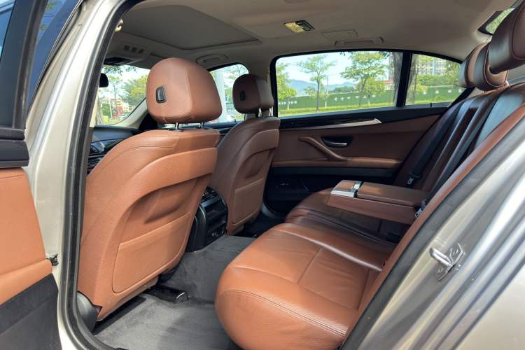 Used BMW 5 Series 2017 520Li Elegant Edition
