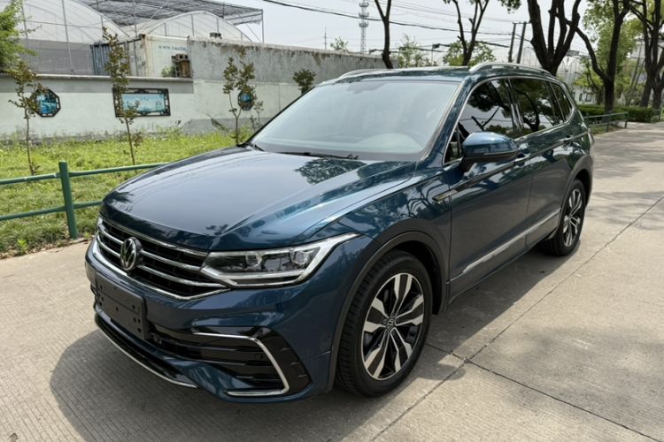 Used Volkswagen Tiguan L 2022 330TSI Automatic Two-Wheel Drive R-Line Enhanced Edition
