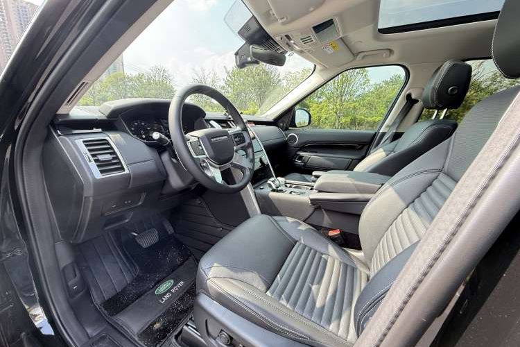 Used Land Rover Discovery 2024 360 PS S
