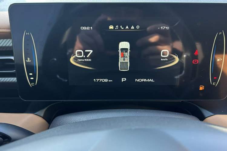 Used Great Wall Poer 2023 2.0T Passenger Version Automatic Diesel 4x4 Sporty GW4D20M
