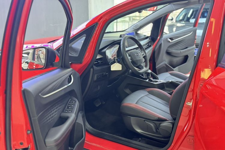 Used Geely Auto Vision X3 2021 PRO 1.5L CVT Deluxe Model
