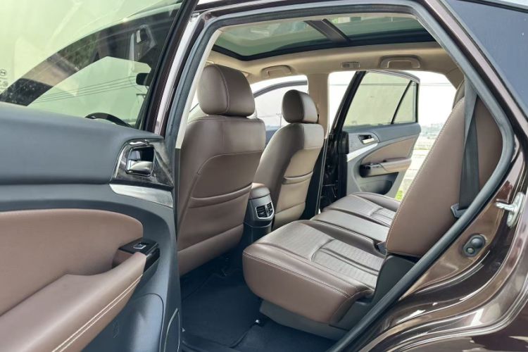 Used BYD S7 2016 2.0T Automatic Prestige Plus
