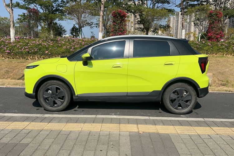 Used Geometry E Firefly 2023 401KM Lightning Tiger 5-Seater