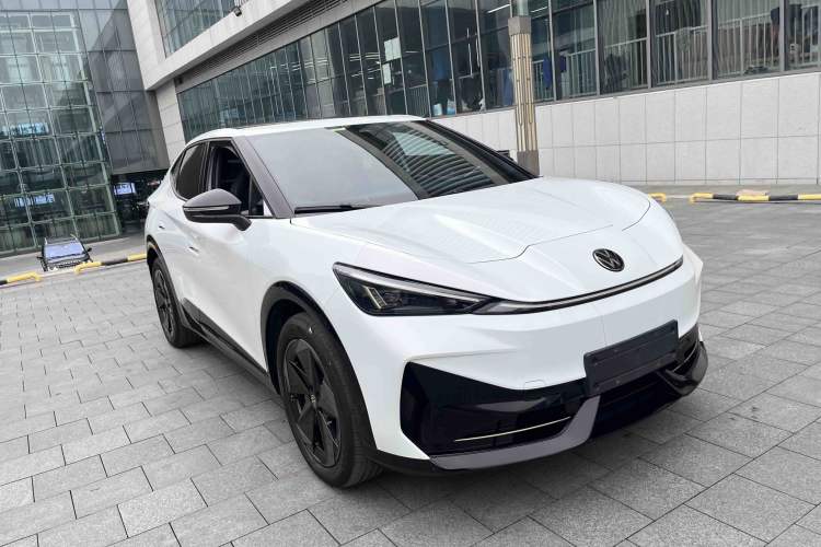 Used Volkswagen ID.UNYX 2024 Pro Long-Range Version
