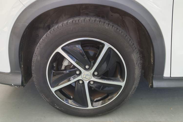 Used Honda Vezel 2019 1.5L CVT Luxury Model China VI
