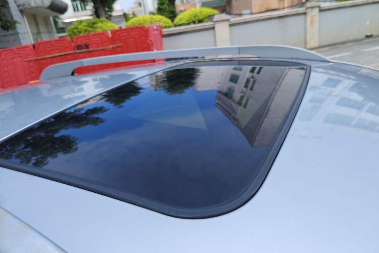 Used  Refine S3 2016 1.5L CVT Luxury Smart Premium Edition
