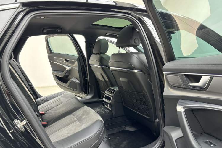 Used Audi A6L 2022 40 TFSI Luxury Dynamic Model
