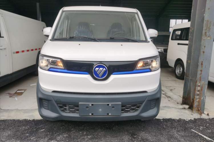 Used Foton Intelligent Blue Elf E7 2024 All-Electric Van Flat Roof 2 Seats CATL 46.36 kWh
