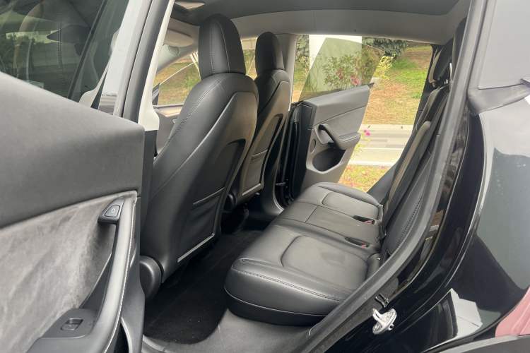 Used Tesla Model Y 2021 Standard Range Rear-Wheel Drive Version