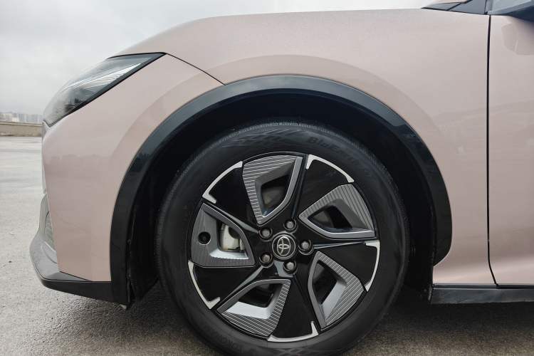 Used Toyota bZ3 2023 616 km Long-Range Premium