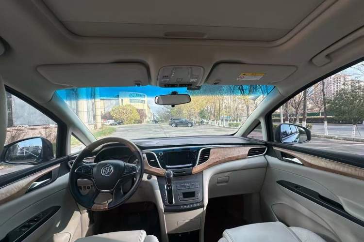 Used Buick GL8 2018 ES 28T Comfort Model China VI Standard
