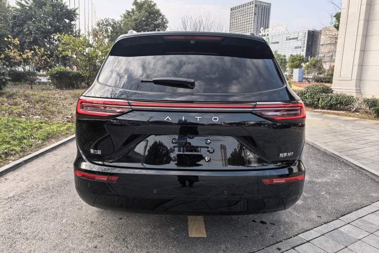 Used Hima AITO M7 2024 1.5T Intelligent Drive Rear-Drive Ultra Version 5 Seats
