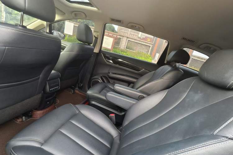 Used BYD Song MAX 2019 1.5T Automatic Smart Connect Ruiyi Sunroof Version 6 Seats China VI Standard
