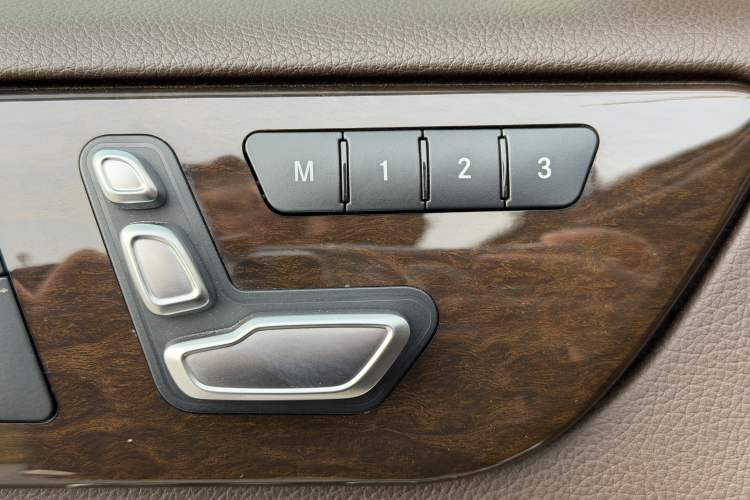 Used Mercedes-Benz GLS 2017 GLS 400 4MATIC Dynamic Model