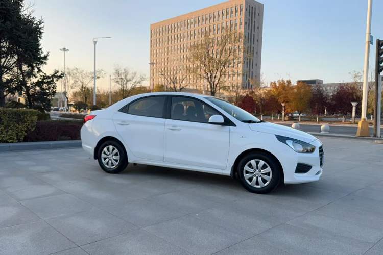 Used Hyundai Verna 2017 1.4L Manual Refreshed Version China V Standard
