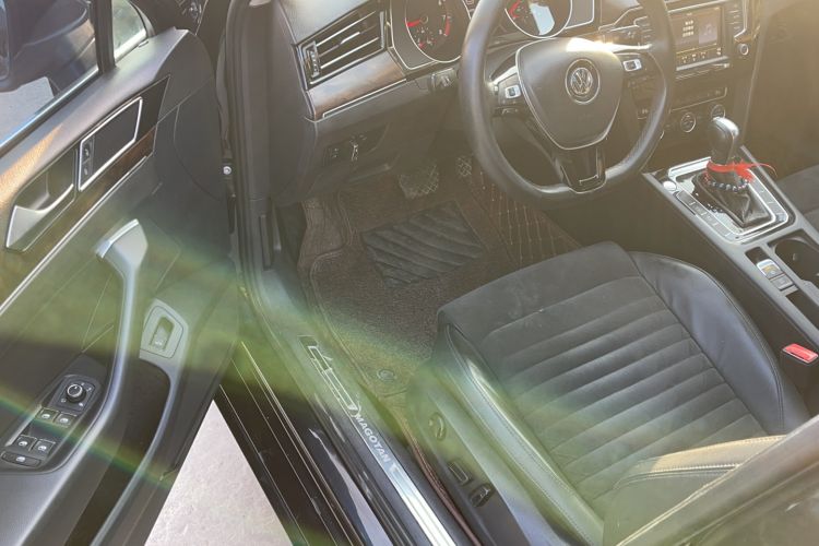 Used Volkswagen Magotan 2017 380TSI DSG Luxury Model
