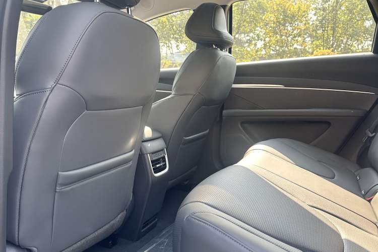 Used XPeng MONA M03 2025 620 Ultra-Long Range Plus
