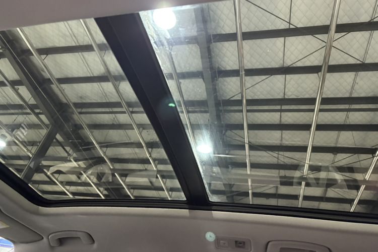 Used Volkswagen Tiguan L 2021 330TSI Automatic Two-Wheel Drive R-Line Flagship Edition
