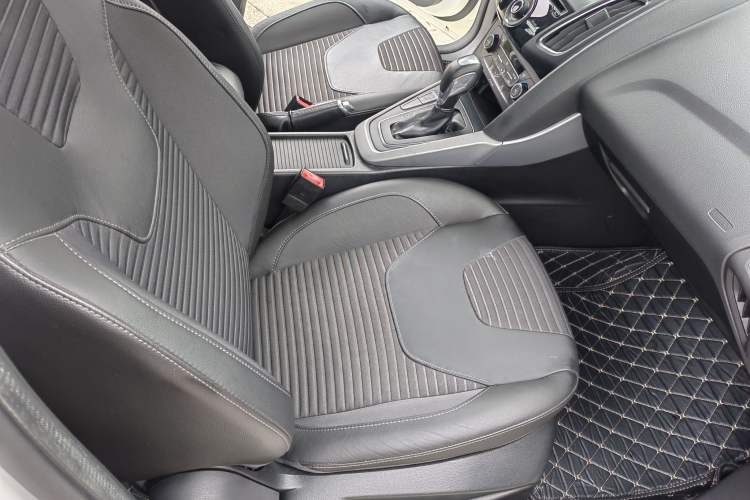 Used Ford Focus 2015 Hatchback EcoBoost 180 Automatic Sport Model
