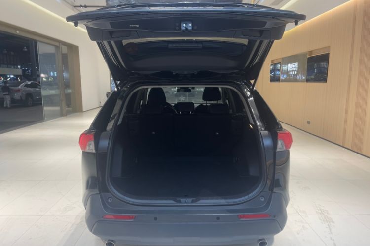 Used Toyota RAV4 2022 2.0L CVT Two-Wheel Drive Urban Edition
