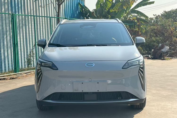 Used AION Y 2023 Younger
