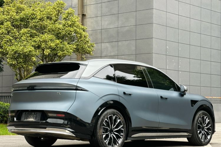 Used Zeekr 7X 2025 100kWh Long-Range All-Wheel Drive Intelligent Driving Version
