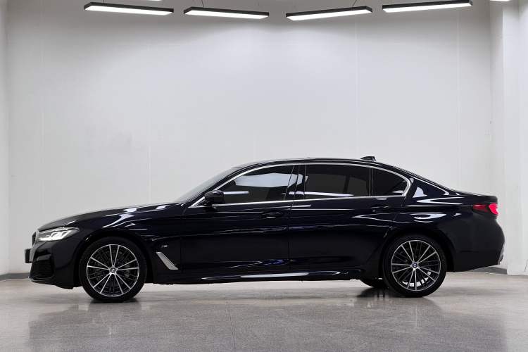 Used BMW 5 Series 2021 530Li Leading Model M Sport Package
