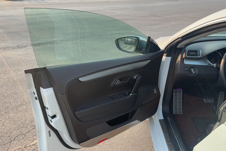 Used Volkswagen FAW-Volkswagen CC 2016 1.8TSI Luxury Model
