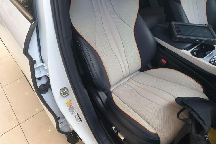 Used BYD Song PLUS New Energy 2023 Champion Edition DM-i 110KM Flagship PLUS
