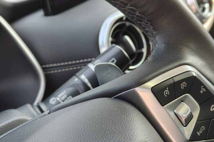 Used Wey VV6 2021 2.0T Two-Wheel Drive Smart Protection+
