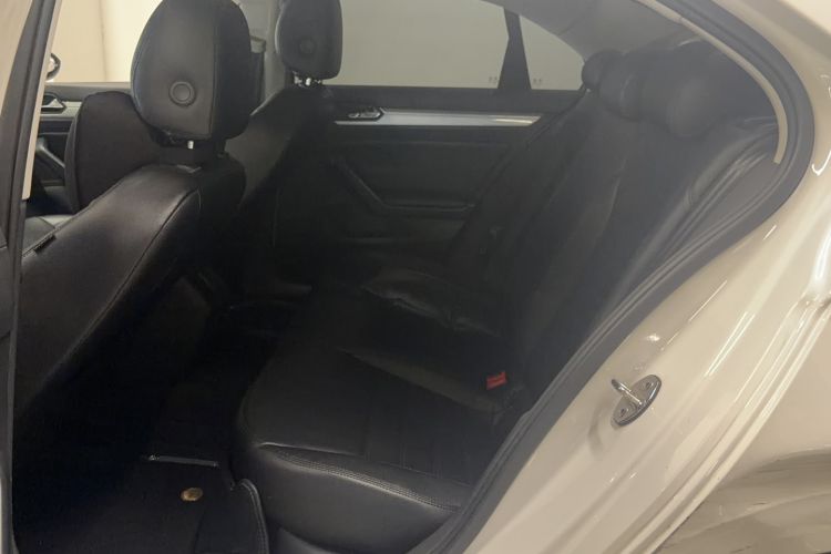 Used Volkswagen Lamando 2018 230TSI DSG Fashion Edition
