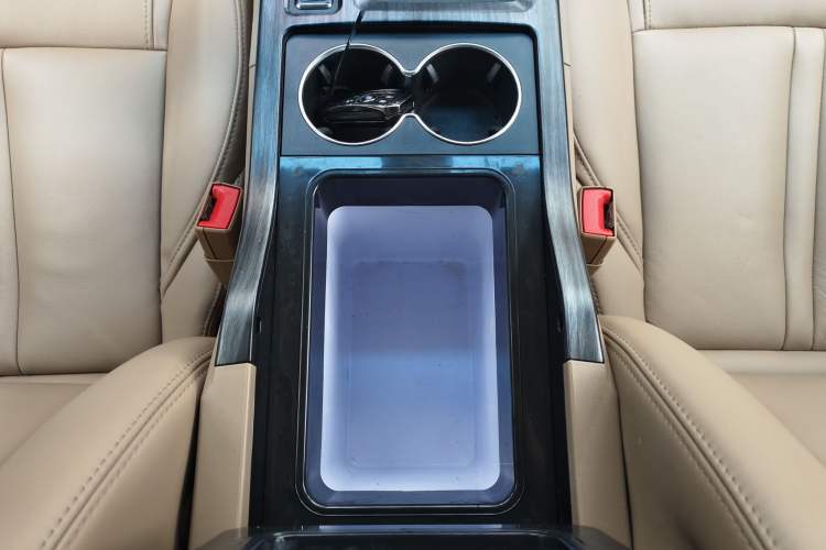 Used Buick GL8 2020 ES Land Cruiser 653T Luxury Edition
