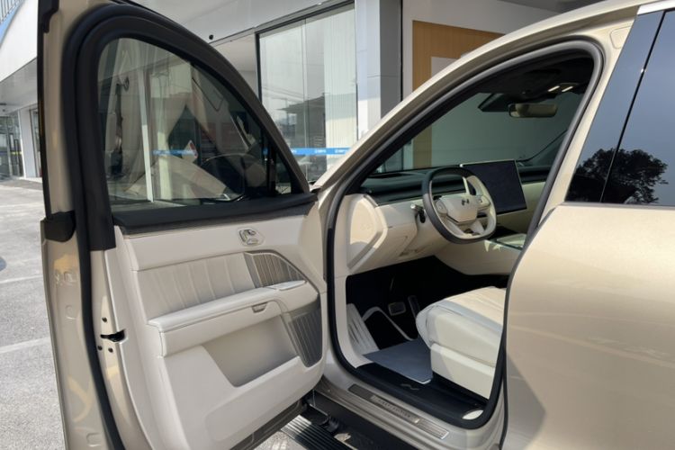 Used ONVO Luxeed L90 