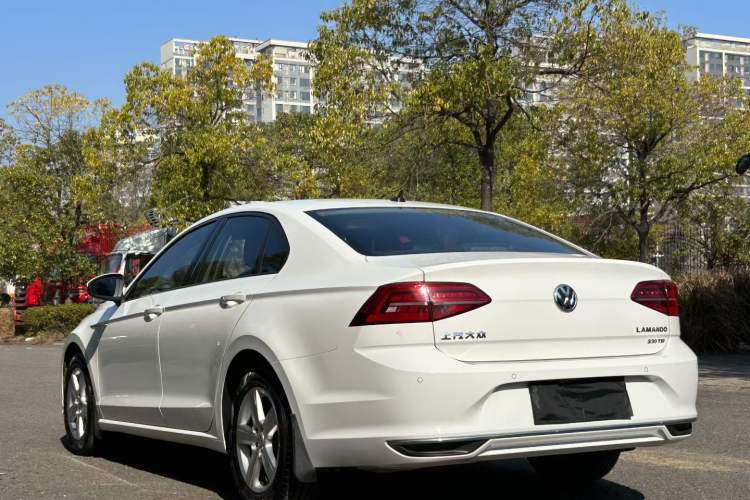 Used Volkswagen Lamando 2019 230TSI DSG Vision Edition China VI Standard
