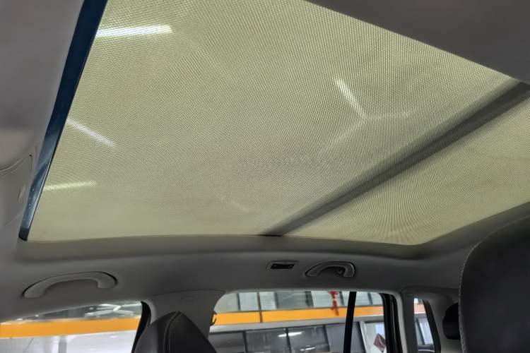 Used Volkswagen Tiguan 2017 300TSI Automatic Two-Wheel Drive Silk Road Comfort Edition
