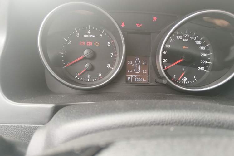 Used Haval H6 2016 Upgraded Model 1.5T Automatic Two-Wheel Drive Elite Version
