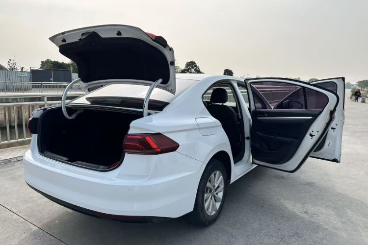 Used Volkswagen Bora 2020 1.5L Automatic Fashion Edition
