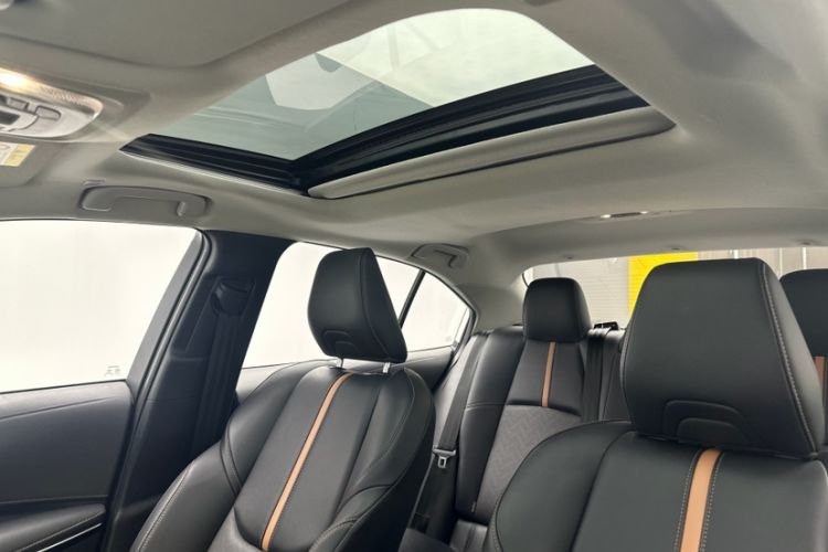 Used Toyota Levin 2023 Smart Electric Hybrid Dual-Engine 1.8L Sport Edition
