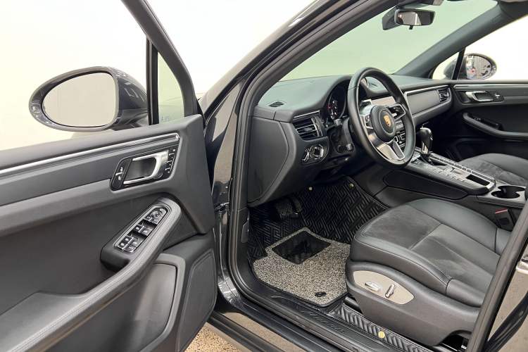 Used Porsche Macan 2020 Macan 2.0T