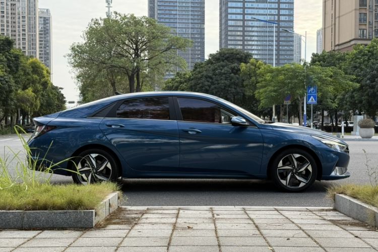 Used Hyundai Elantra 2021 1.5L CVT GLX Elite Edition
