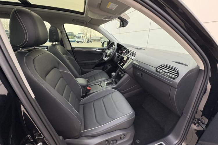 Used Volkswagen Tiguan L 2021 330TSI Automatic Two-Wheel Drive R-Line Flagship Edition
