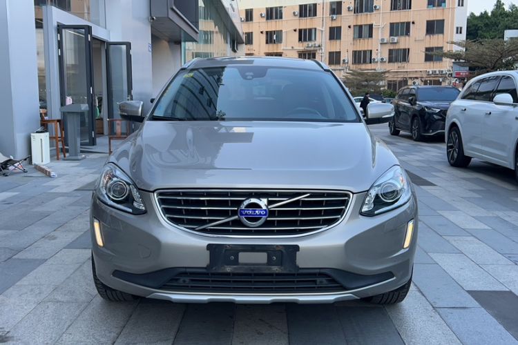 Used Volvo XC60 2016 T5 Smart Version
