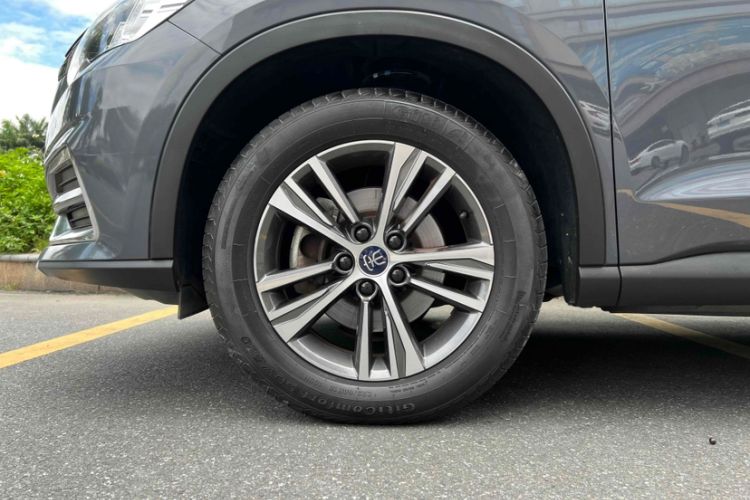 Used BYD Song Pro 2019 1.5T Automatic Prestige Model
