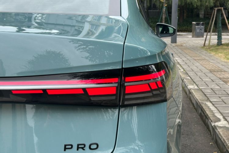 Used Volkswagen Passat 2025 Pro 380TSI Starry Dragon Luxury Edition
