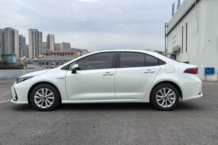 Used Toyota Corolla 2023 1.8L Smart Electric Hybrid Dual-Motor Elite Edition
