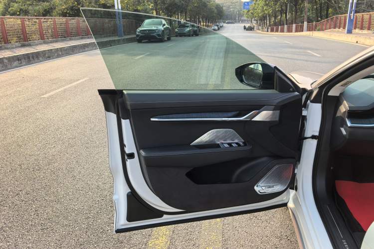 Used Zeekr 001 2022 Ultra-Long Range Dual-Motor ME Version
